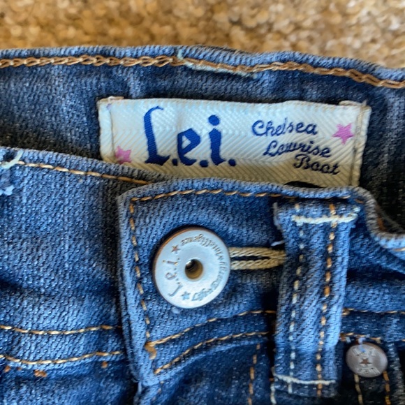 L.e.i. Chelsea Lowrise Boot Jeans - Picture 11 of 14